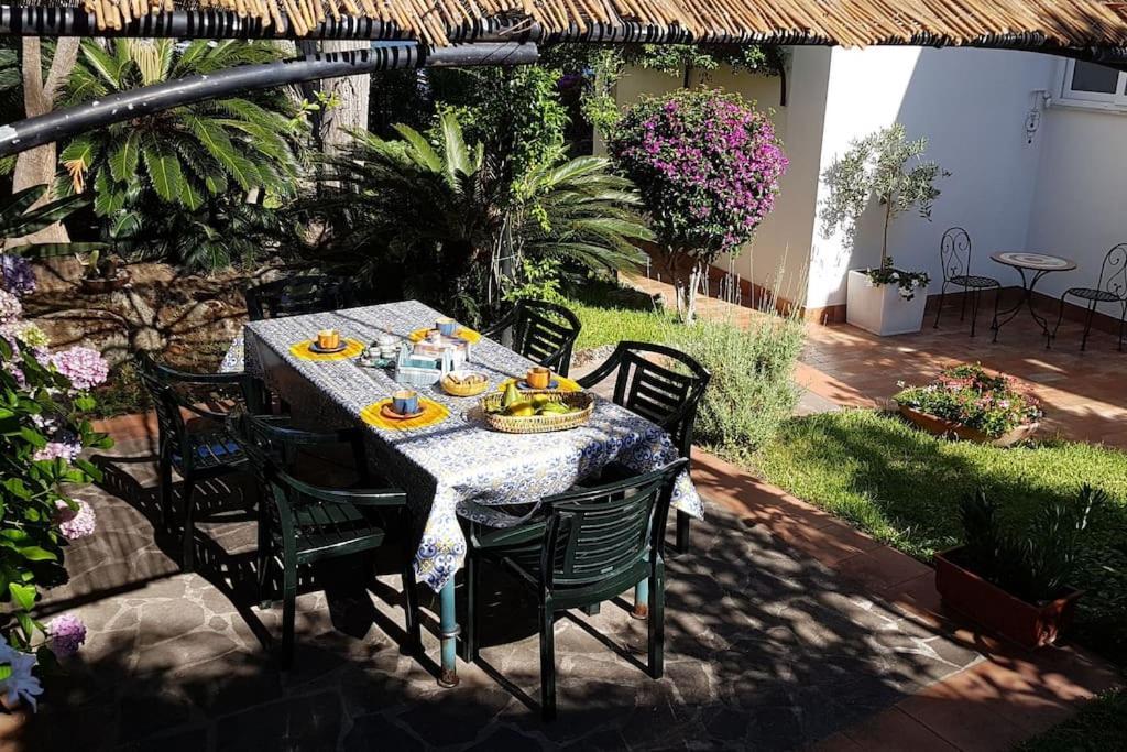 Giardino Mediterraneo Лакко-Амено Экстерьер фото